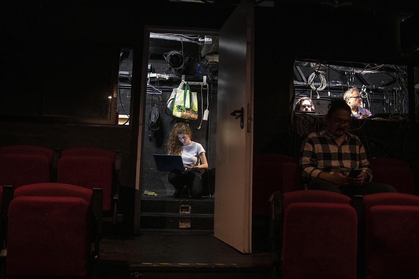 ✨Hoy damos el primer pasito para el estreno de esta nueva aventura teatral. #Arrancamiento se ha gestado con todo el amor del mundo para encontrar un lugar de reparaci&oacute;n y compasi&oacute;n para todas aquellas personas, madres, hijas que est&aa